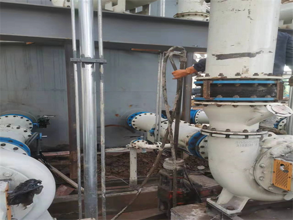 扎鲁特设备基础沉降下沉注浆加固增加荷载